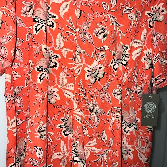 Vince Camuto Floral Blouse - Picture 5 of 5